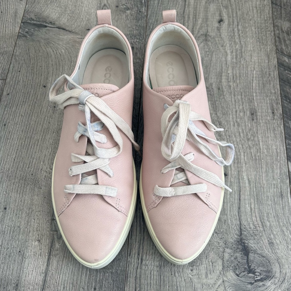 Ecco Gillian Leather Lace Up Sneakers Rose Dust Pink Size 9